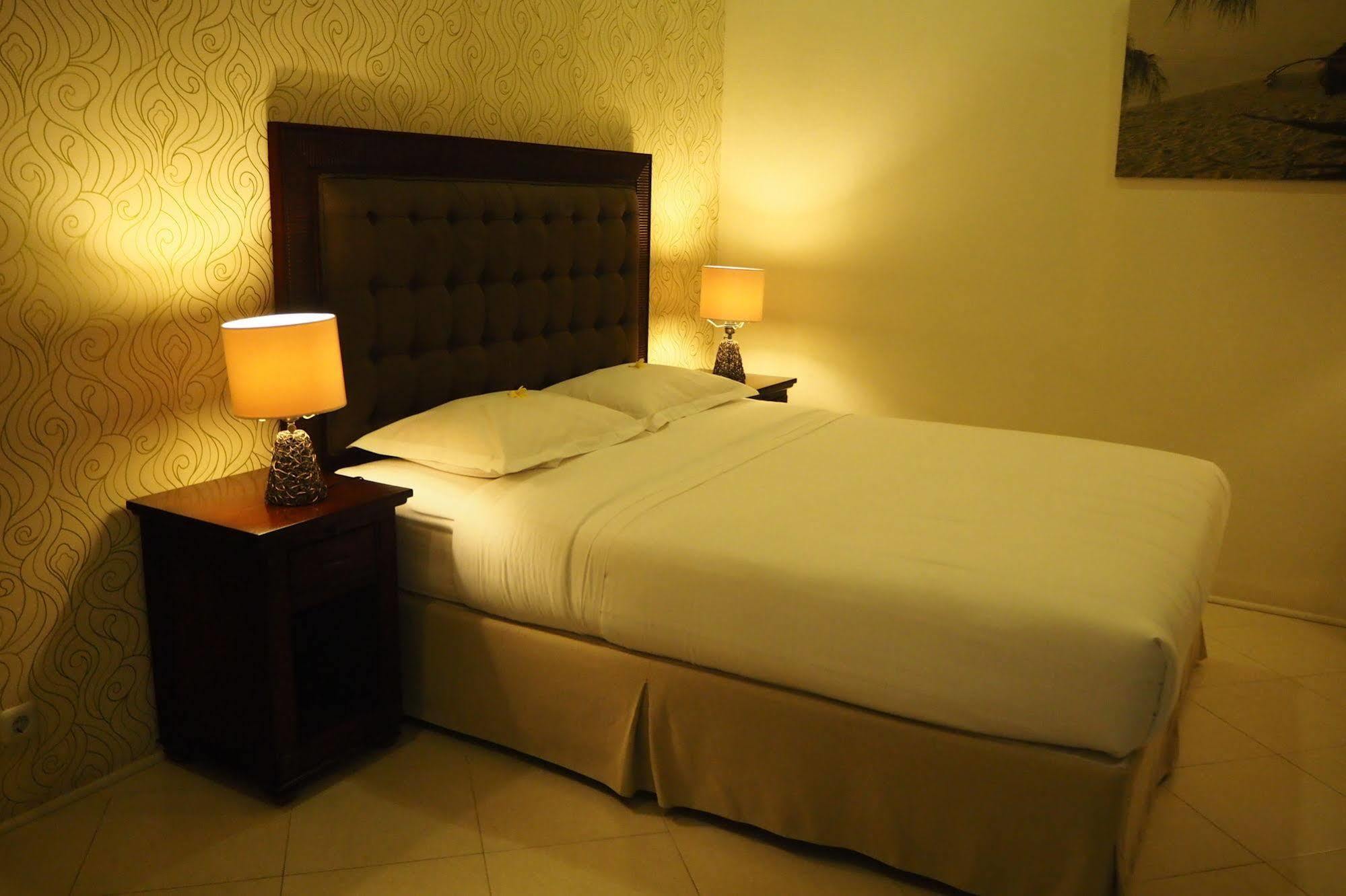 The Gecho Inn Town Jepara Exterior photo
