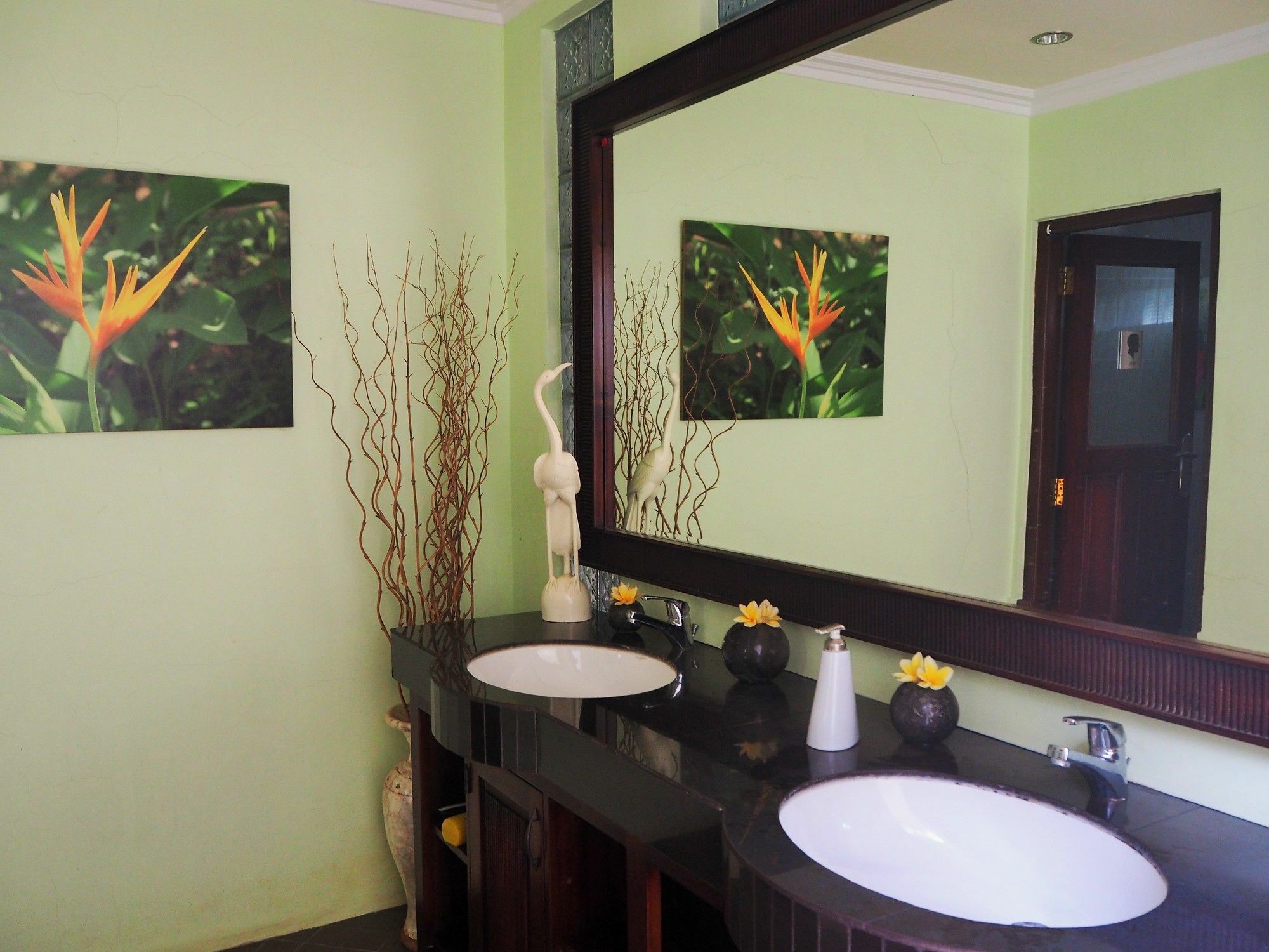 The Gecho Inn Town Jepara Exterior photo